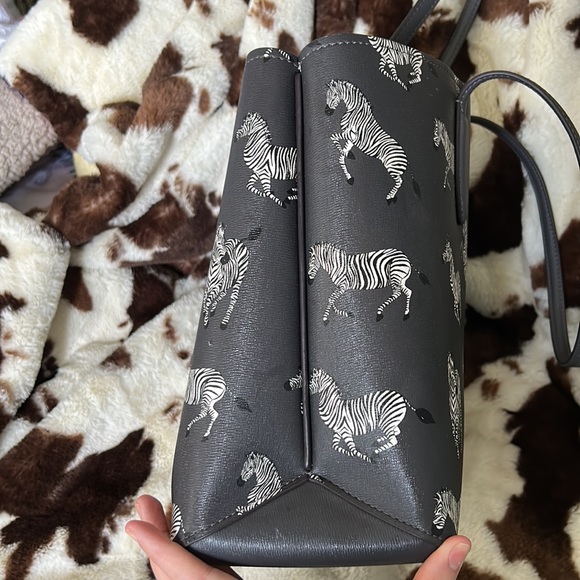 Kate Spade Zebra Purse - Picture 4 of 12